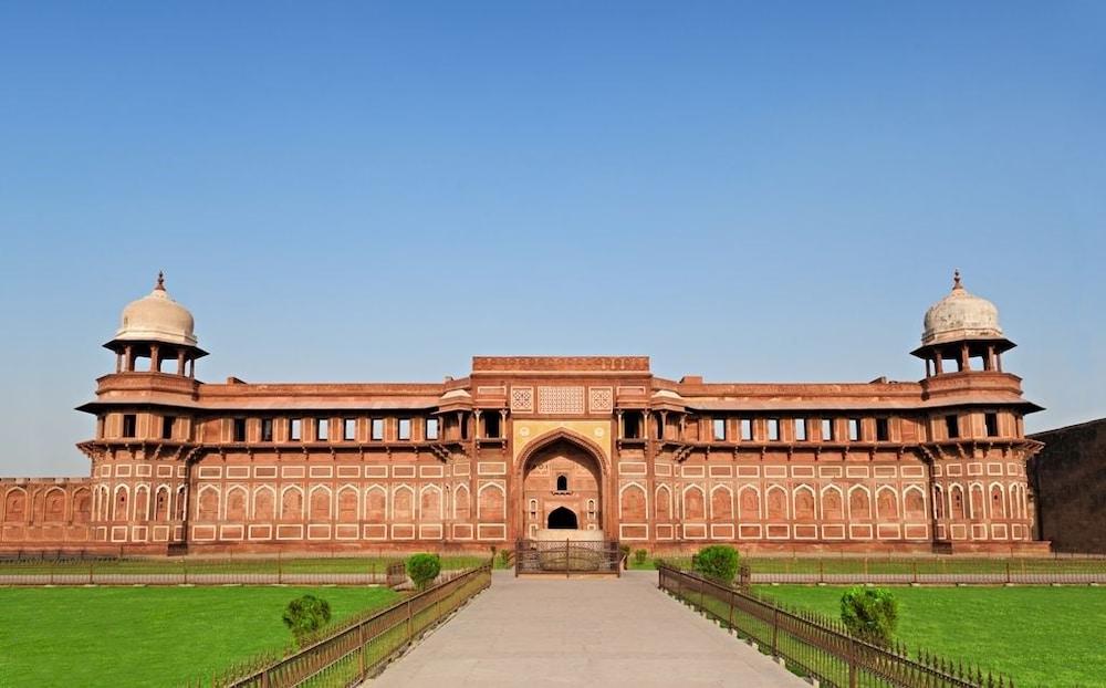 The Retreat होटल