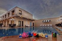 The Retreat होटल 4*